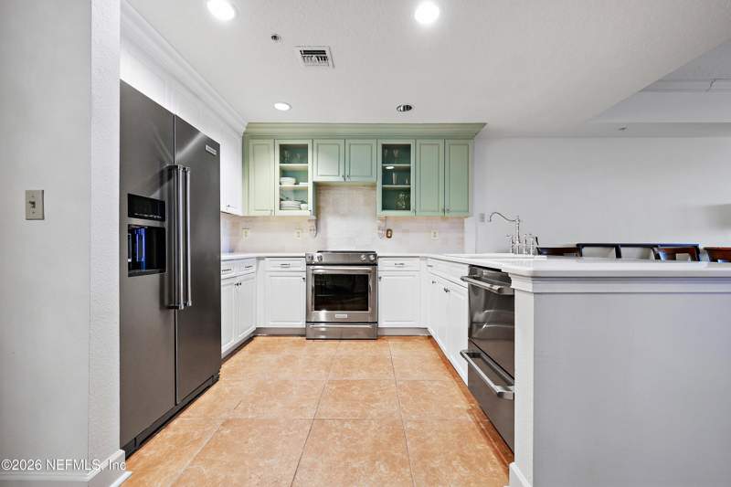 1 bedroom Condominium at 1478 Riverplace Boulevard #701, San Marco Place, Jacksonville — photo 2