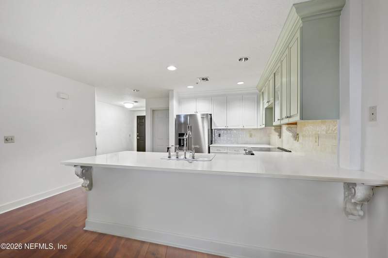 1 bedroom Condominium at 1478 Riverplace Boulevard #701, San Marco Place, Jacksonville — photo 3