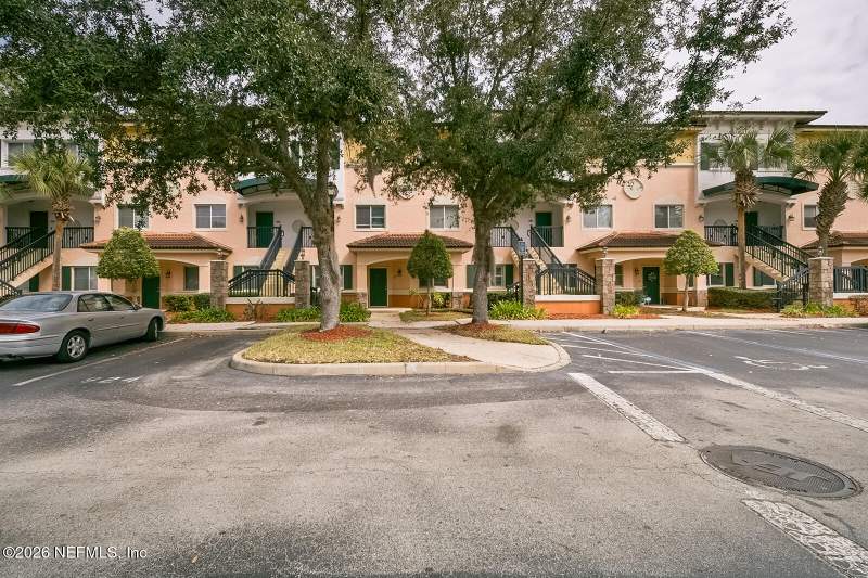 3 bedroom Condominium at 9745 Touchton Road #903, Il Villagio, Jacksonville — photo 2