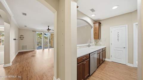 4480 Deerwood Lake Parkway #236, Jacksonville FL - photo 16 of 49