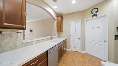 4480 Deerwood Lake Parkway #236, Jacksonville FL - photo 17 of 49