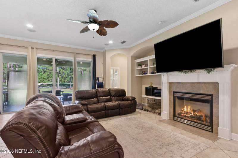 6 bedroom Single Family Residence at 1372 Eagle Crossing Drive, Eagle Landing, Orange Park — photo 4