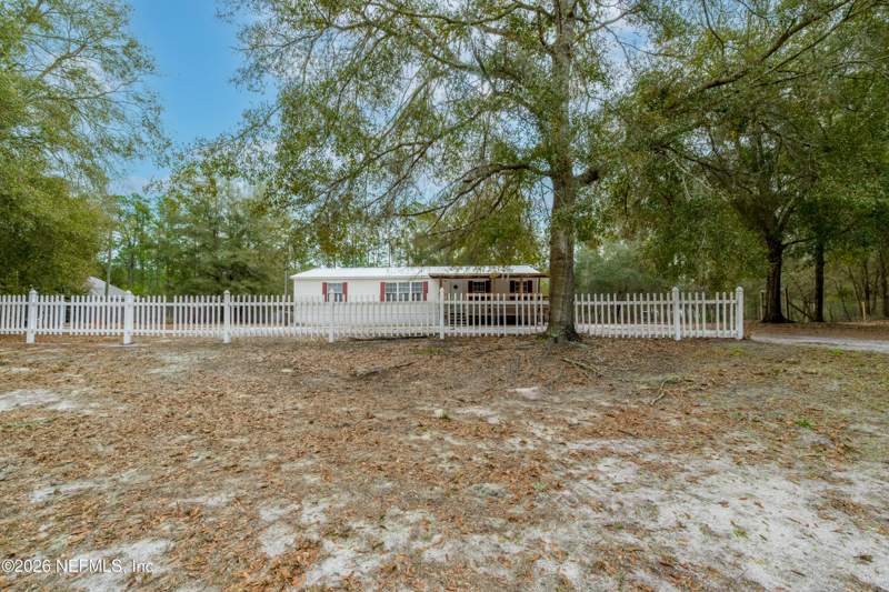 3 bedroom Manufactured Home at 5535 Gila Street, Florida Frontier, Keystone Heights — photo 2