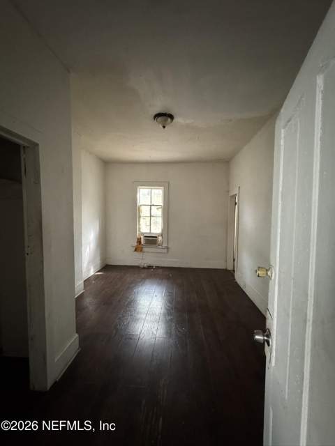 1058 Dyal Street, Jacksonville FL - photo 8 of 17
