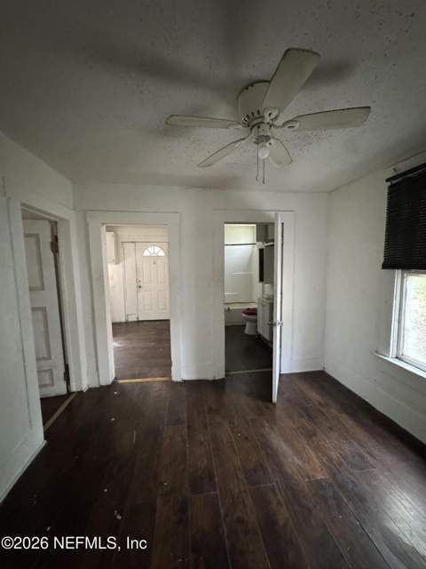 1058 Dyal Street, Jacksonville FL - photo 13 of 17