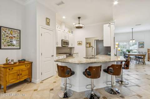 1521 Amelia Circle, Fernandina Beach FL - photo 15 of 46