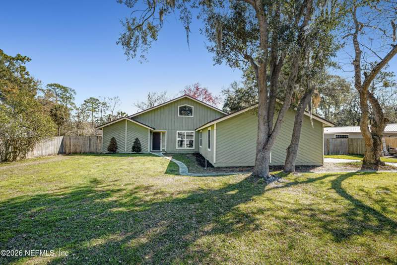 4 bedroom Single Family Residence at 12071 Blackfoot Trail, The Wilderness, Jacksonville — photo 2