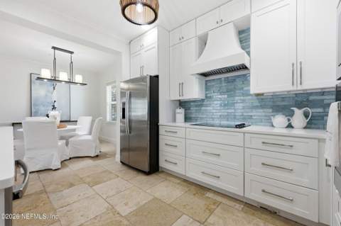 129 11th Avenue #B, Jacksonville Beach FL - photo 9 of 69