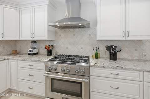 7946 Quailwood Drive, Jacksonville FL - photo 18 of 61