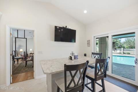 7946 Quailwood Drive, Jacksonville FL - photo 14 of 61