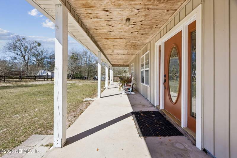 3 bedroom Single Family Residence at 4564 Crazy Horse Avenue #B, Middleburg, Middleburg — photo 5