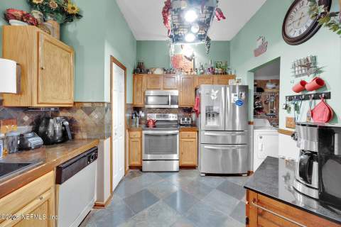 3483 Wentworth Circle, Jacksonville FL - photo 10 of 51