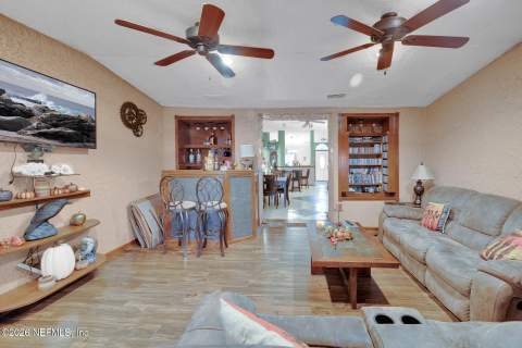 3483 Wentworth Circle, Jacksonville FL - photo 13 of 51