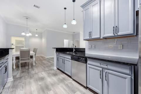 13835 Herons Landing Way #8, Jacksonville FL - photo 20 of 46