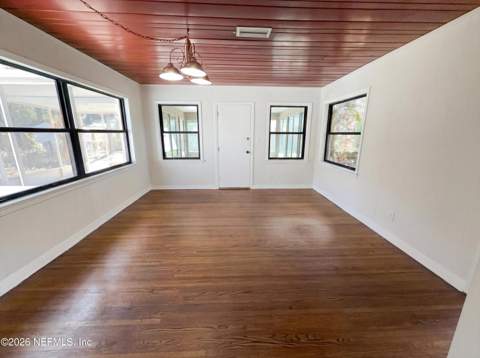 5414 Coppedge Avenue, Jacksonville FL - photo 9 of 26