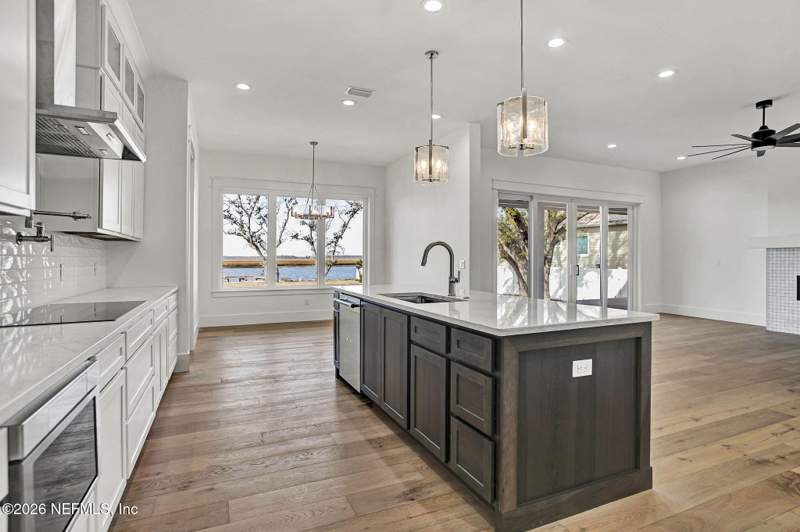 3 bedroom Single Family Residence at 15936 Shark Road, Black Hammock Island, Jacksonville — photo 5