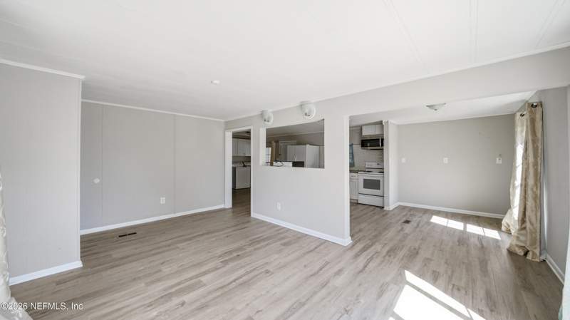 3 bedroom Mobile Home at 5827 Jason Drive, Duclay Forest, Jacksonville — photo 5