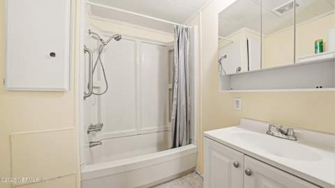 5827 Jason Drive, Jacksonville FL - photo 17 of 35