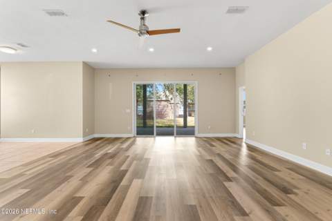 14455 Cherry Lake Drive, Jacksonville FL - photo 18 of 49