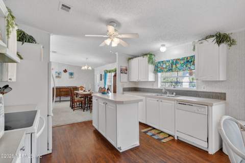 9705 Crotty Avenue, Hastings FL - photo 7 of 56