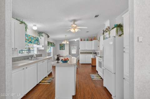 9705 Crotty Avenue, Hastings FL - photo 8 of 56
