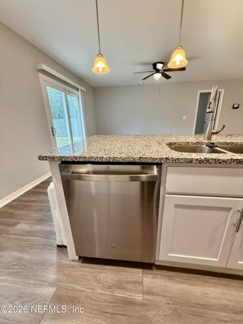8336 Hewitt Street, Jacksonville FL - photo 8 of 23