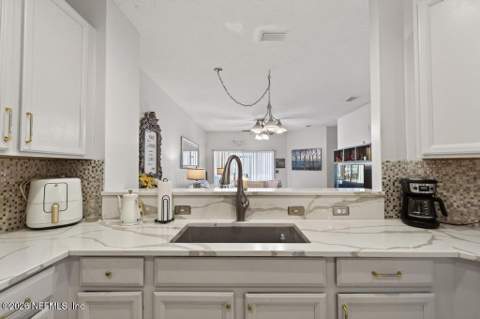 12301 Kernan Forest Boulevard #2104, Jacksonville FL - photo 15 of 59