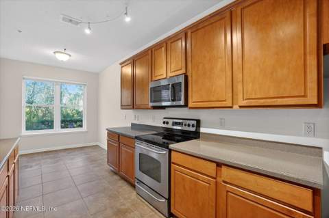 13364 Beach Blvd #903, Jacksonville FL - photo 12 of 36