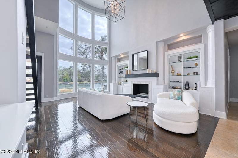 4 bedroom Single Family Residence at 781 Queens Harbor Boulevard, Queens Harbour Cc, Jacksonville — photo 4
