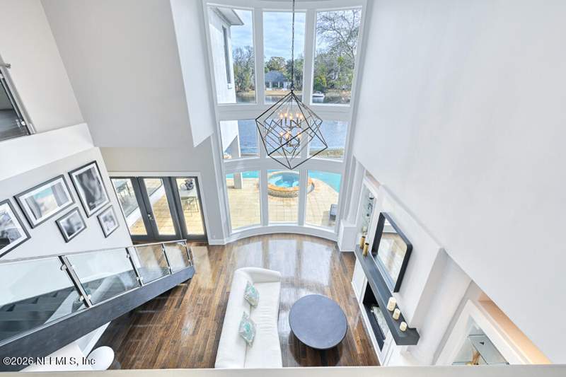 4 bedroom Single Family Residence at 781 Queens Harbor Boulevard, Queens Harbour Cc, Jacksonville — photo 2