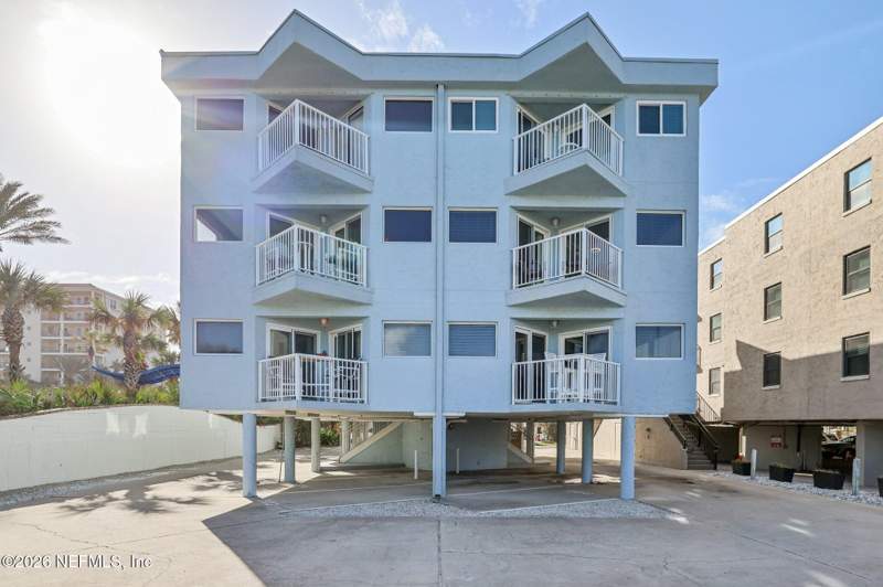 1 bedroom Condominium at 413 1st Street #303, Beachcomber, Jacksonville Beach — photo 2