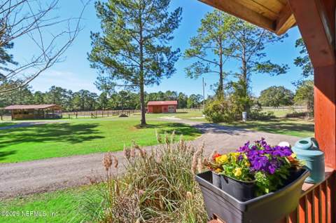 5040 Sagebrush Avenue, Keystone Heights FL - photo 7 of 78