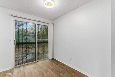 4663 Roanoke Boulevard, Jacksonville FL - photo 8 of 19