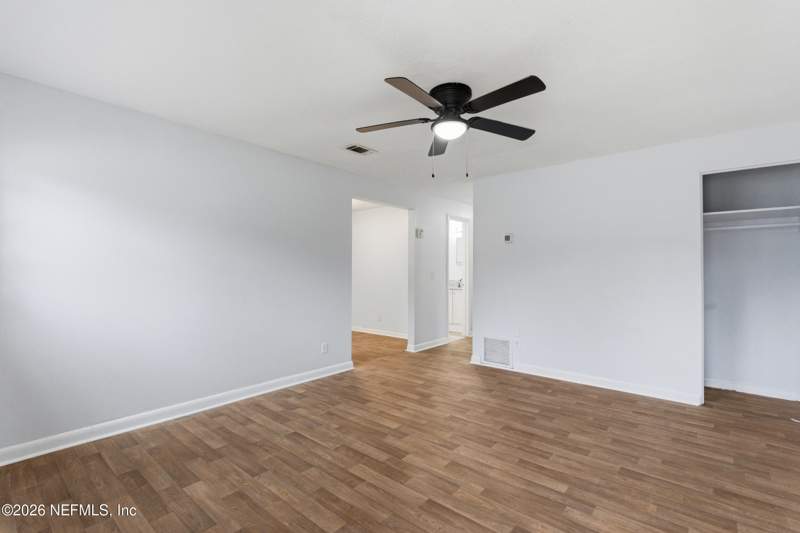 3 bedroom Single Family Residence at 4663 Roanoke Boulevard, Sherwood Forest, Jacksonville — photo 3
