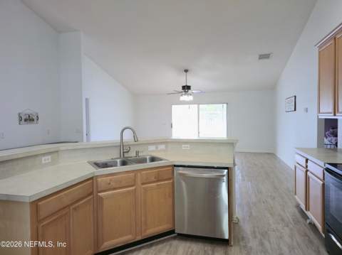 12307 N Bucks Harbor Drive, Jacksonville FL - photo 15 of 36