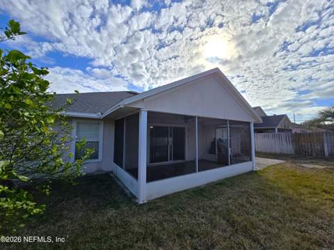 12307 N Bucks Harbor Drive, Jacksonville FL - photo 11 of 36