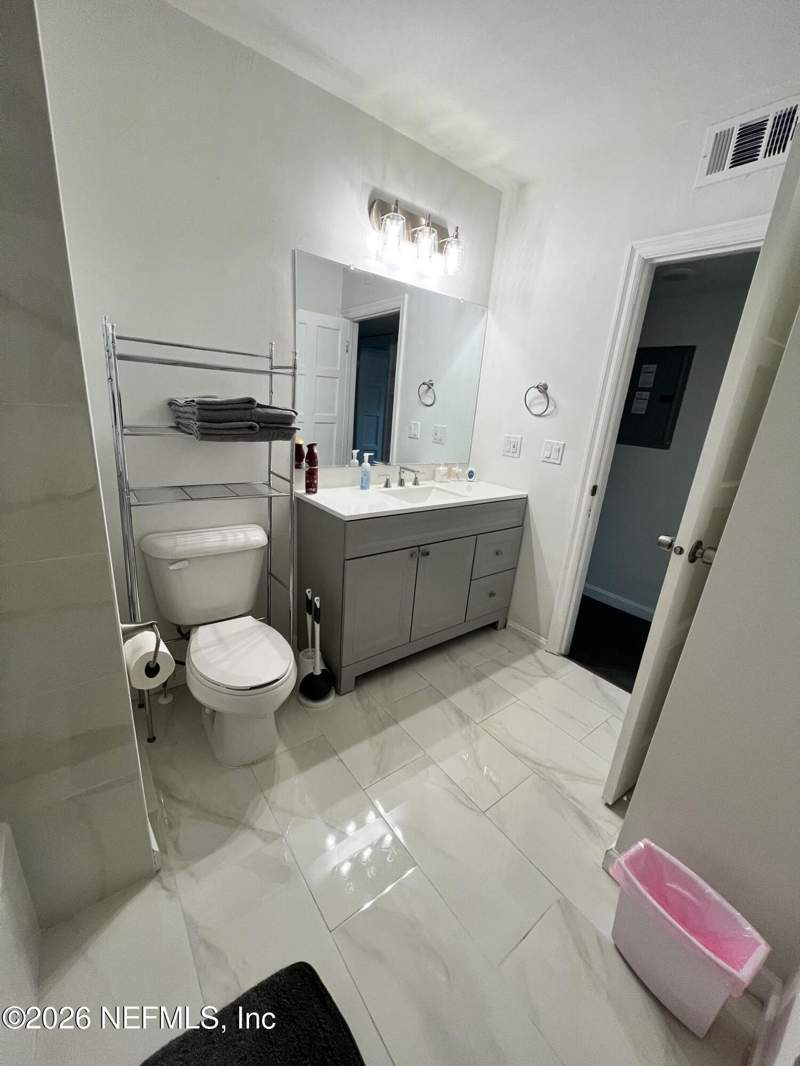 3 bedroom Single Family Residence at 7304 N North Shore Drive, Panama Terrace, Jacksonville — photo 5