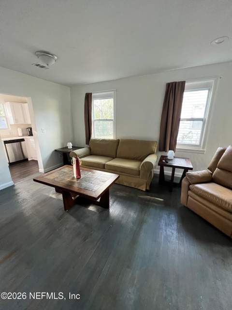 7304 N North Shore Drive, Jacksonville FL - photo 10 of 13