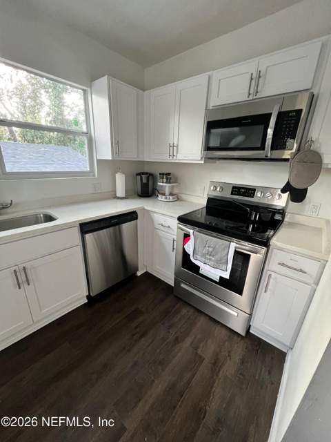 7304 N North Shore Drive, Jacksonville FL - photo 11 of 13