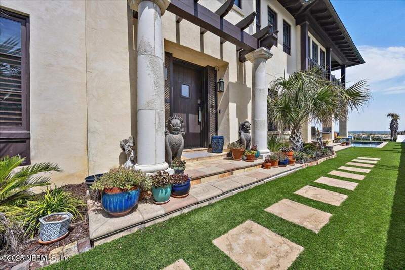 6 bedroom Single Family Residence at 1515 Beach Avenue, Atlantic Beach, Atlantic Beach — photo 5