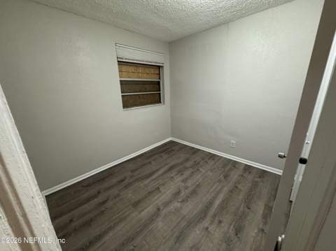 3325 Columbus Avenue, Jacksonville FL - photo 7 of 11