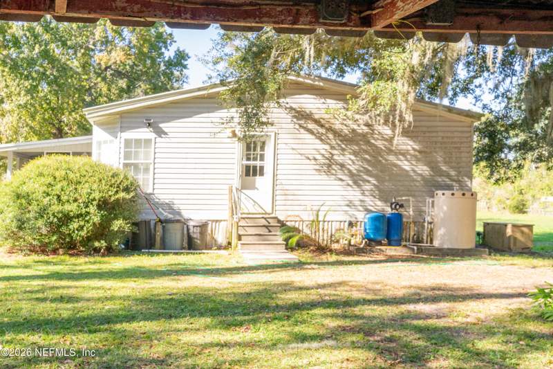 3 bedroom Manufactured Home at 10569 Moncrief Dinsmore Road, Section Land, Jacksonville — photo 3