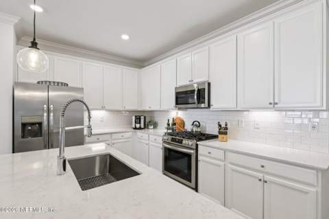 1578 Stillwater Boulevard, St. Johns FL - photo 15 of 57