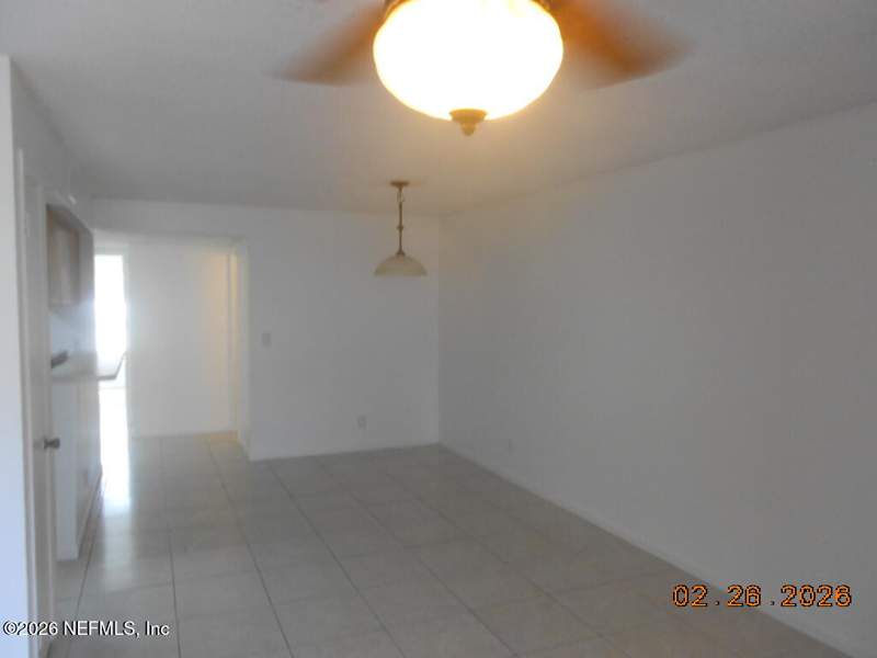 3 bedroom Townhouse at 5642 Pinebay Circle, Whispering Pines, Jacksonville — photo 4