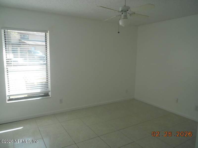 3 bedroom Townhouse at 5642 Pinebay Circle, Whispering Pines, Jacksonville — photo 3