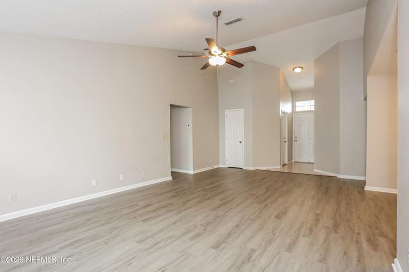 3 bedroom Single Family Residence at 12635 Ashglen Drive, Ashwood, Jacksonville — photo 5