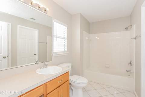 12635 Ashglen Drive, Jacksonville FL - photo 11 of 15