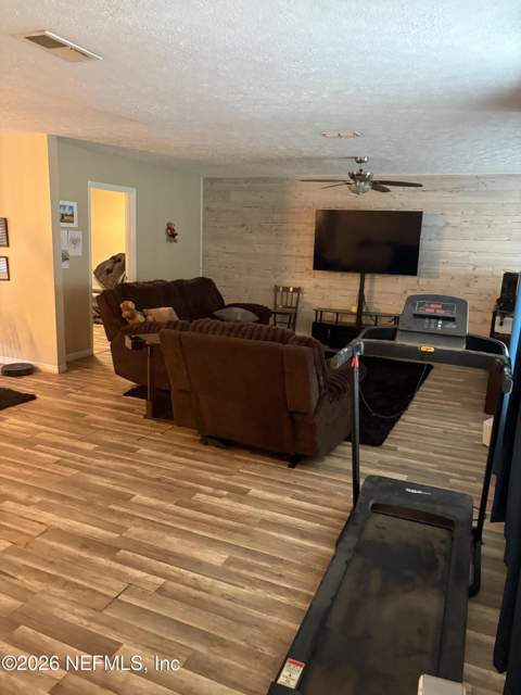 1154 Hickory Cove, Jacksonville FL - photo 6 of 8