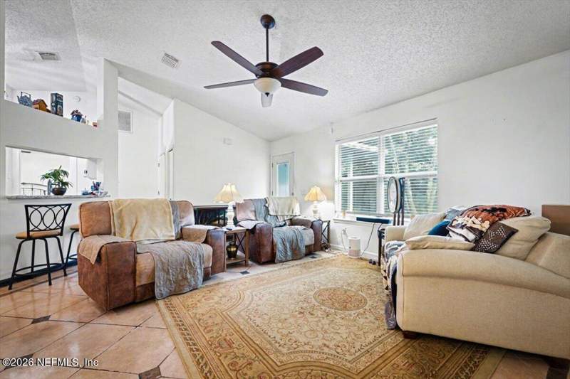 3 bedroom Single Family Residence at 53 Lion Street, Jacksonville South, Middleburg — photo 5