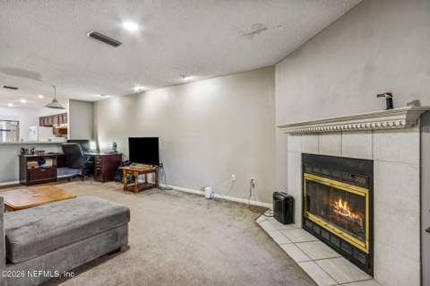 1604 Arcadia Drive #105, Jacksonville FL - photo 8 of 26